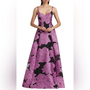 ML Monique Lhuillier Mariele Metallic Floral Jacquard Gown